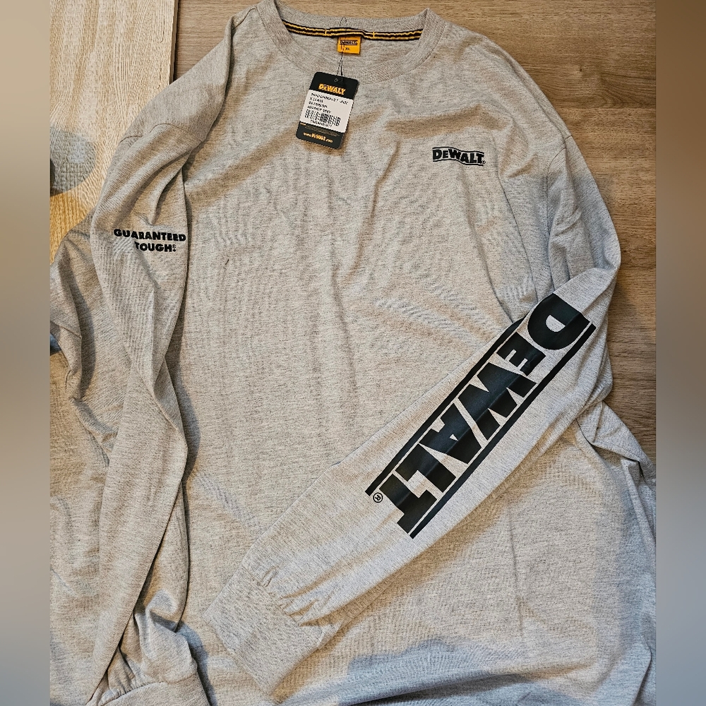 Dewalt- Mens long sleeve